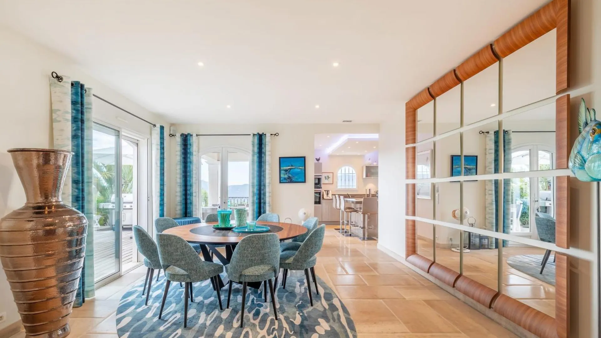 Magnificent House With Swimming Pool And Sea View 15 Minutes From Cannes Mandelieu